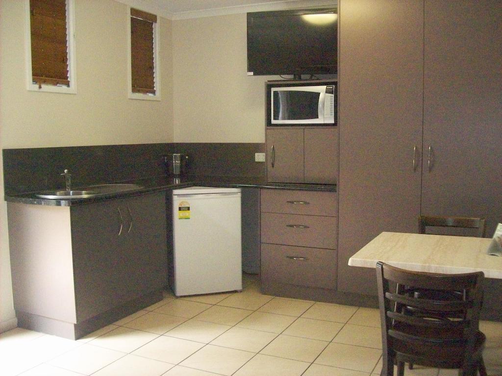South Gladstone Motel Ruang foto