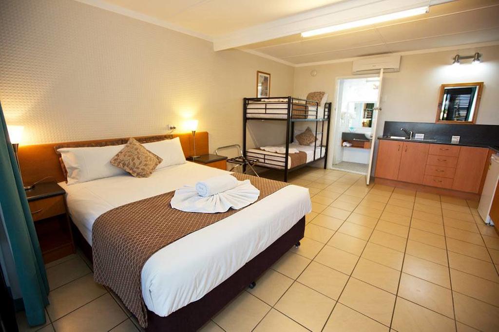 South Gladstone Motel Ruang foto