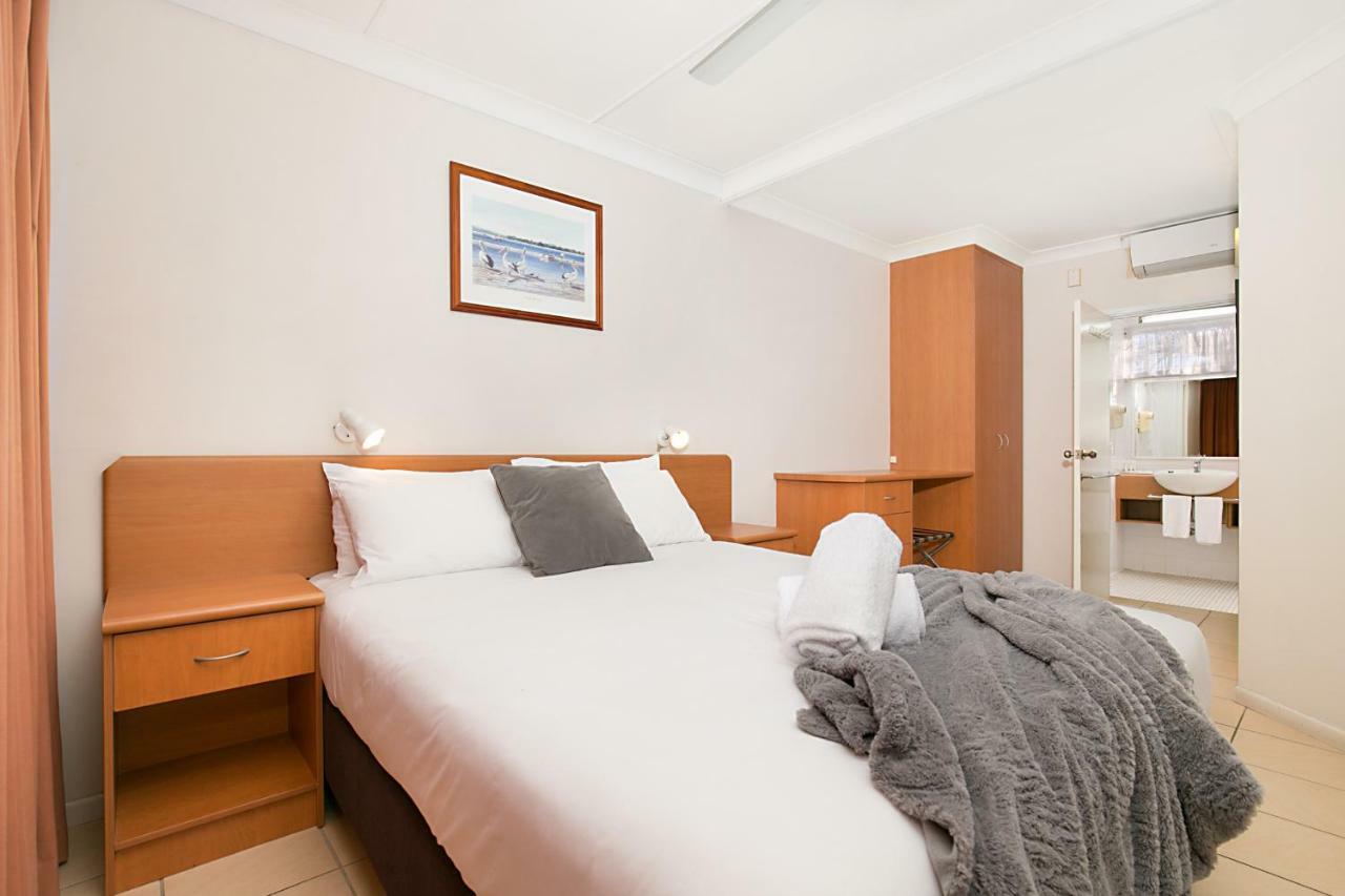 South Gladstone Motel Bagian luar foto