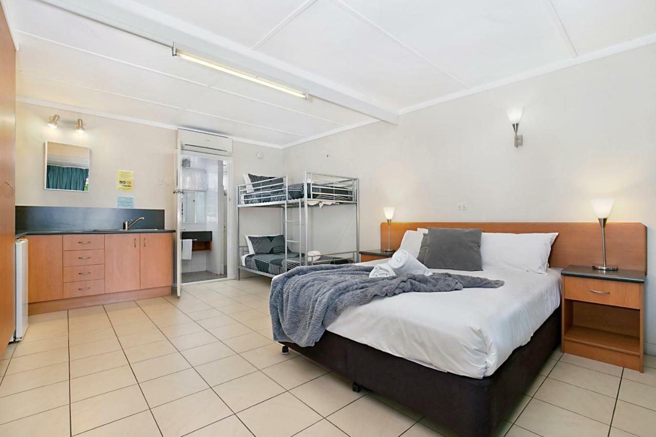 South Gladstone Motel Bagian luar foto