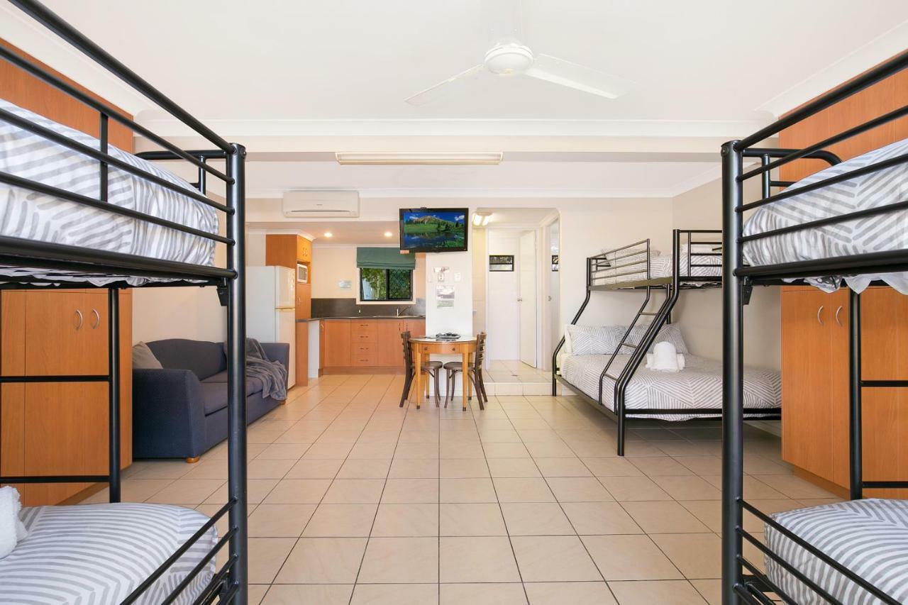 South Gladstone Motel Bagian luar foto